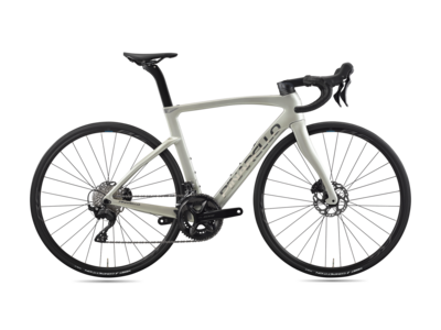 Pinarello F1 105 2026
